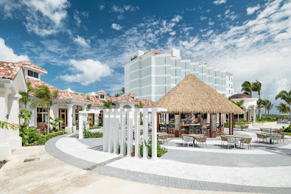 Sandals Dunn's River